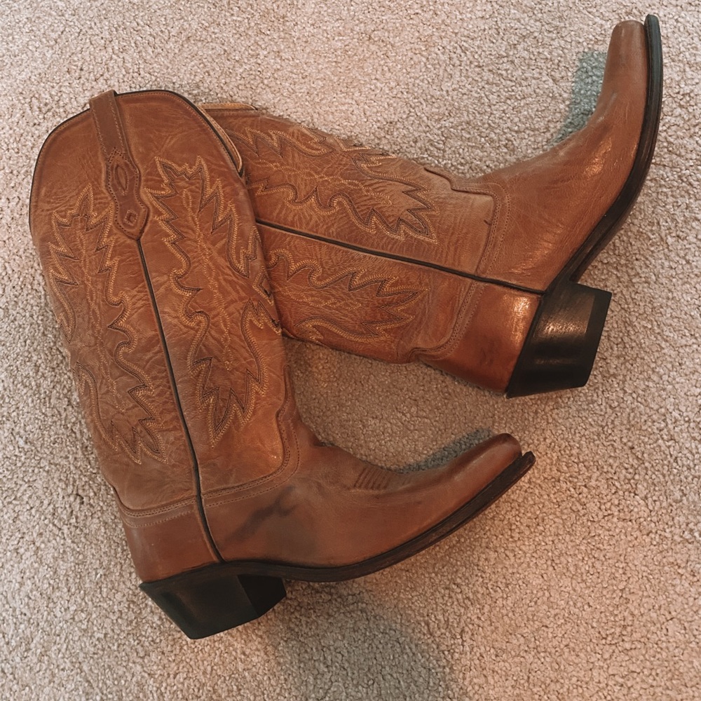 real leather cowgirl boots!! price negotiable! :)